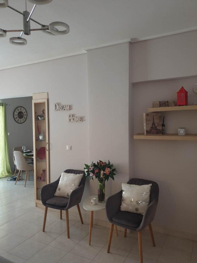Modern 2Br City Flat 10Min From The Beach Athen Eksteriør bilde