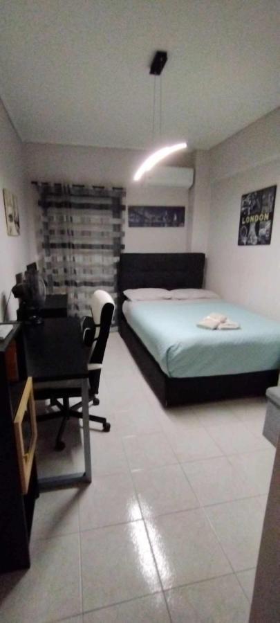Modern 2Br City Flat 10Min From The Beach Athen Eksteriør bilde